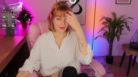 Snapshot of amanda__fox chatting on 12-10-24, 07:16 Amanda fox online show from 12-10-24, 07:16