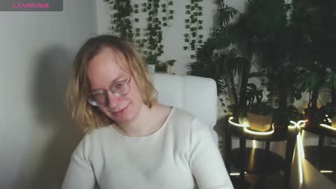 Hi im Amanda online show from 12-19-25, 09:16