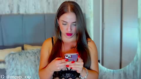 Snapshot of amanda_woods_ chatting on 12-15-24, 08:30 Amanda online show from 12-15-24, 08:30