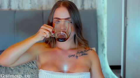 Snapshot of amanda_woods_ chatting on 12-19-24, 01:07 Amanda online show from 12-19-24, 01:07