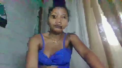 Snapshot of amandaaa25 chatting on 09-11-25, 11:10 amandaaa25 online show from 09-11-25, 11:10