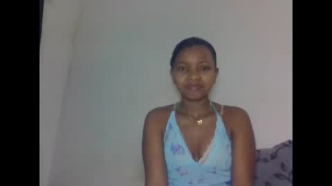 Snapshot of amandaaa25 chatting on 09-23-25, 08:28 amandaaa25 online show from 09-23-25, 08:28