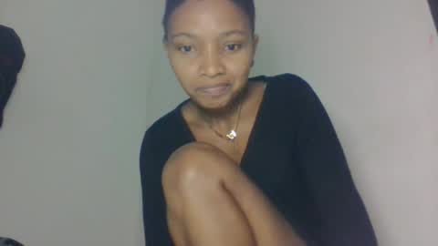 Snapshot of amandaaa25 chatting on 09-25-25, 02:04 amandaaa25 online show from 09-25-25, 02:04