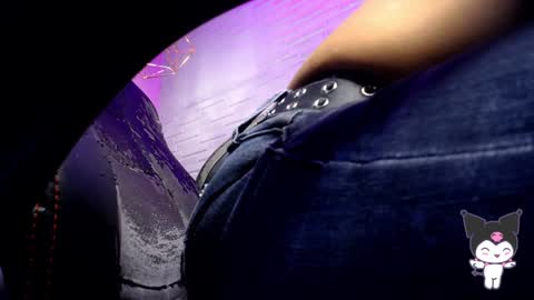 Snapshot of amandableade chatting on 12-17-24, 06:42 A M A N D A online show from 12-17-24, 06:42