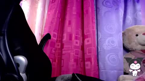 Snapshot of amandableade chatting on 03-12-25, 11:12 A M A N D A online show from 03-12-25, 11:12