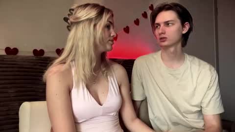 Snapshot of amandatalk chatting on 09-10-25, 05:40 amandatalk online show from 09-10-25, 05:40