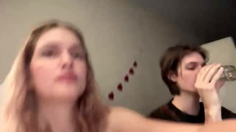 Snapshot of amandatalk chatting on 09-14-25, 05:28 amandatalk online show from 09-14-25, 05:28