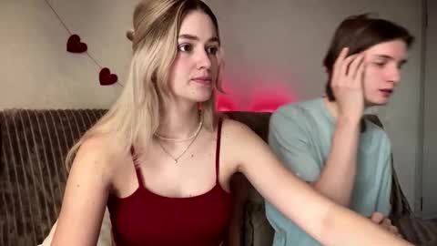 Snapshot of amandatalk chatting on 10-08-25, 05:49 amandatalk online show from 10-08-25, 05:49