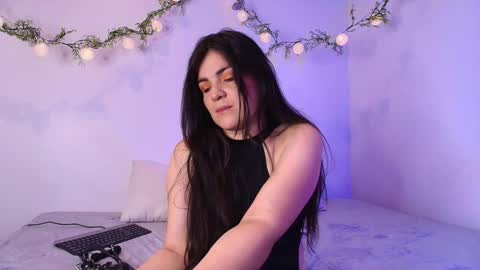 Amara Vega  online show from 01-11-26, 11:48