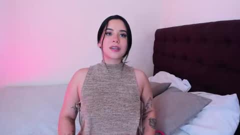 Snapshot of amaraa_01 chatting on 01-08-26, 03:31 Amaraa 01 online show from 01-08-26, 03:31