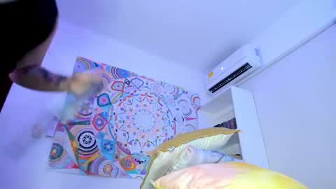 Susan online show from 10-28-25, 03:36