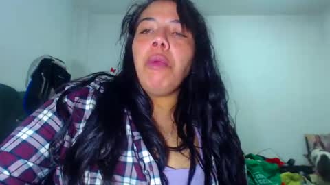 Amara Julia online show from 11-18-25, 12:27