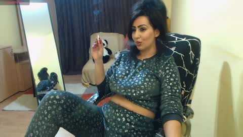 Snapshot of amazinerika chatting on 12-13-24, 06:05 Amazinerika online show from 12-13-24, 06:05