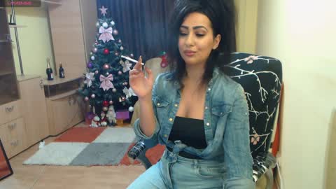 Snapshot of amazinerika chatting on 12-31-24, 09:50 Amazinerika online show from 12-31-24, 09:50