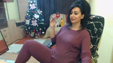 Snapshot of amazinerika chatting on 01-04-25, 01:10 Amazinerika online show from 01-04-25, 01:10