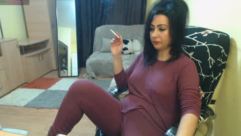 Snapshot of amazinerika chatting on 02-01-25, 01:44 Amazinerika online show from 02-01-25, 01:44