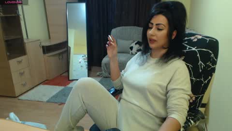 Snapshot of amazinerika chatting on 02-03-25, 02:14 Amazinerika online show from 02-03-25, 02:14