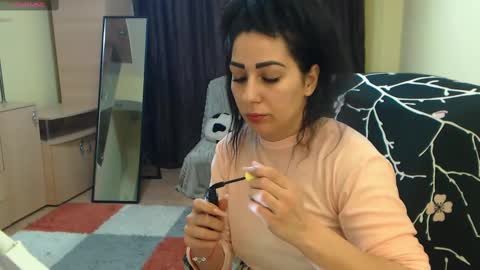 Snapshot of amazinerika chatting on 03-05-25, 03:40 Amazinerika online show from 03-05-25, 03:40