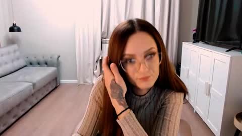 Izza online show from 01-14-25, 01:49