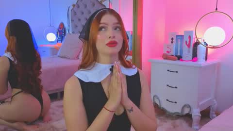 Sara online show from 10-31-25, 11:33