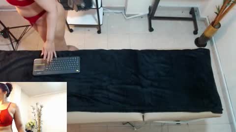 Ambar Jones online show from 11-08-25, 11:43