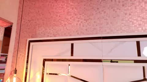 Snapshot of ambar_rosse25 chatting on 11-06-25, 11:33 Julieta online show from 11-06-25, 11:33