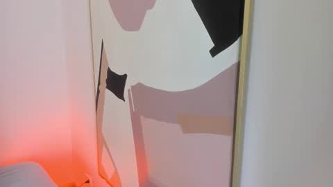 ambarevans_ online show from 12-05-25, 11:52