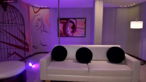 Ambar  online show from 10-14-25, 11:11