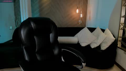 Ambar  online show from 10-17-25, 10:29