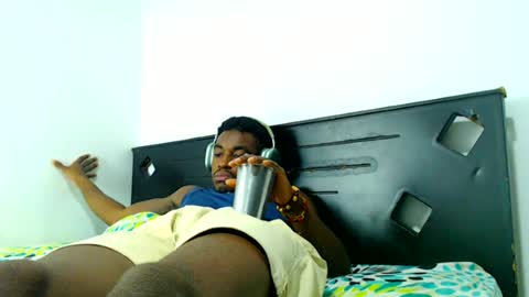 Snapshot of ambartxsex chatting on 06-17-26, 10:21 ambartxsex online show from 06-17-26, 10:21