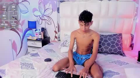 Snapshot of amber_18x chatting on 01-16-25, 12:42 Cody amber online show from 01-16-25, 12:42