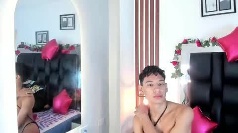 Snapshot of amber_18x chatting on 02-07-25, 03:19 Cody amber online show from 02-07-25, 03:19