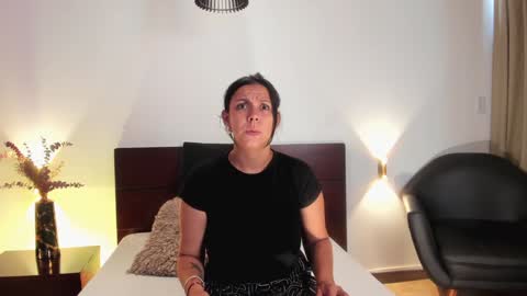 Amber Davis online show from 12-31-24, 04:25