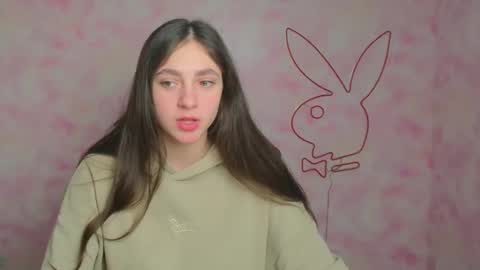 Snapshot of amber__r chatting on 02-17-26, 06:43 Amber online show from 02-17-26, 06:43