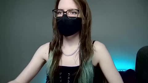 Snapshot of amber_candyfloss chatting on 11-01-25, 12:56 Amber non-nude model online show from 11-01-25, 12:56