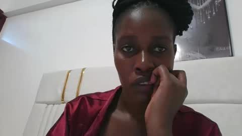 Snapshot of amber_cutie2 chatting on 09-11-25, 11:05 amber_cutie2 online show from 09-11-25, 11:05