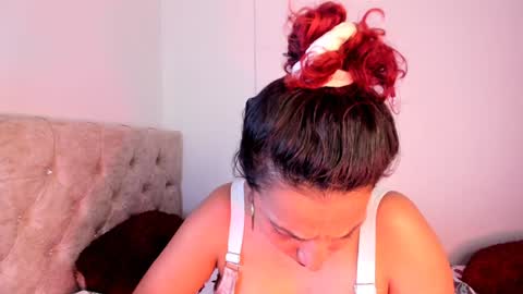 Snapshot of amber_demons chatting on 01-30-25, 08:21 Amber Demons online show from 01-30-25, 08:21