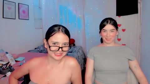 Snapshot of amber_landy1 chatting on 03-12-25, 04:08 amber online show from 03-12-25, 04:08