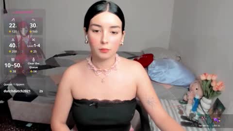 Snapshot of amber_landy1 chatting on 11-18-25, 12:05 amber online show from 11-18-25, 12:05