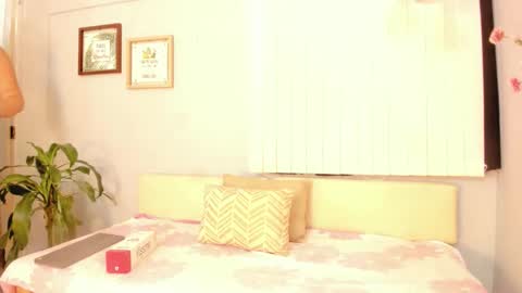 Amber Novoa online show from 02-25-26, 12:26