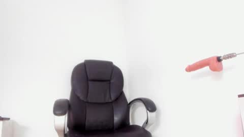 NEW ACCOUNT --  online show from 02-03-25, 06:39