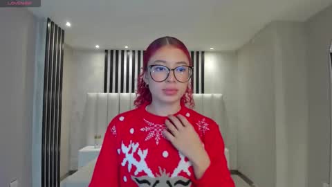 Amber Fox online show from 12-21-25, 10:44