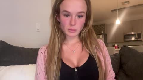 Amber online show from 11-17-25, 05:24