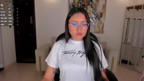 Snapshot of amberlewis_ chatting on 11-16-25, 10:48 Amber online show from 11-16-25, 10:48