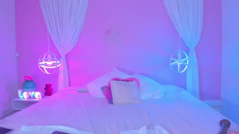 Amber online show from 12-26-24, 10:16