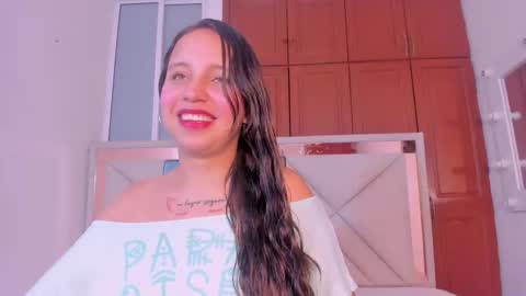 Snapshot of amberqueenx1 chatting on 02-28-26, 11:44 amberqueenx1 online show from 02-28-26, 11:44