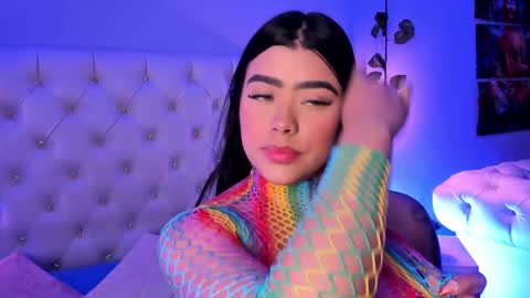 Snapshot of amberr_rousse chatting on 09-29-25, 12:10 MISS AMBERR online show from 09-29-25, 12:10