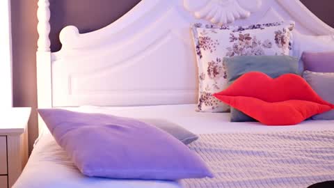 Amberseyes online show from 12-02-24, 12:07