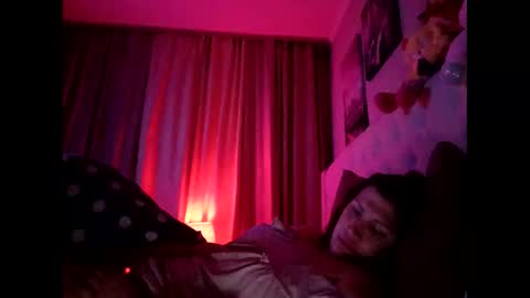 Ambika beauty online show from 12-21-25, 03:02