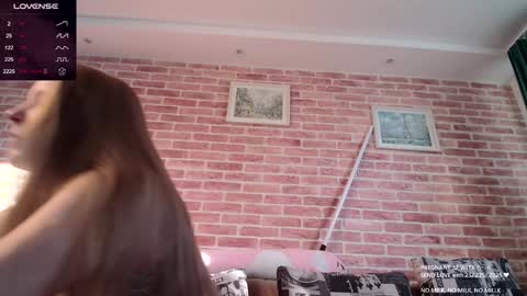 Snapshot of ambrosia_nectar chatting on 01-19-25, 11:23 25 WEEK Princess Linnea online show from 01-19-25, 11:23